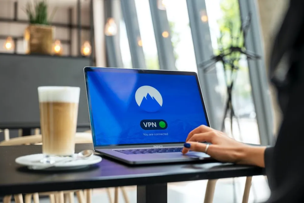 テレワークにVPNは必要?_1